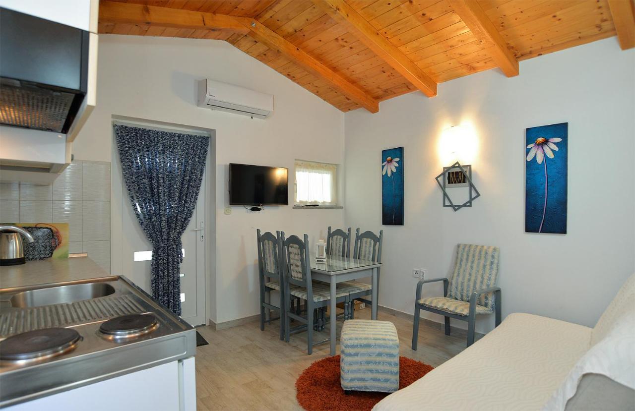 Apartments Jadranka 1279 波梅尔 外观 照片