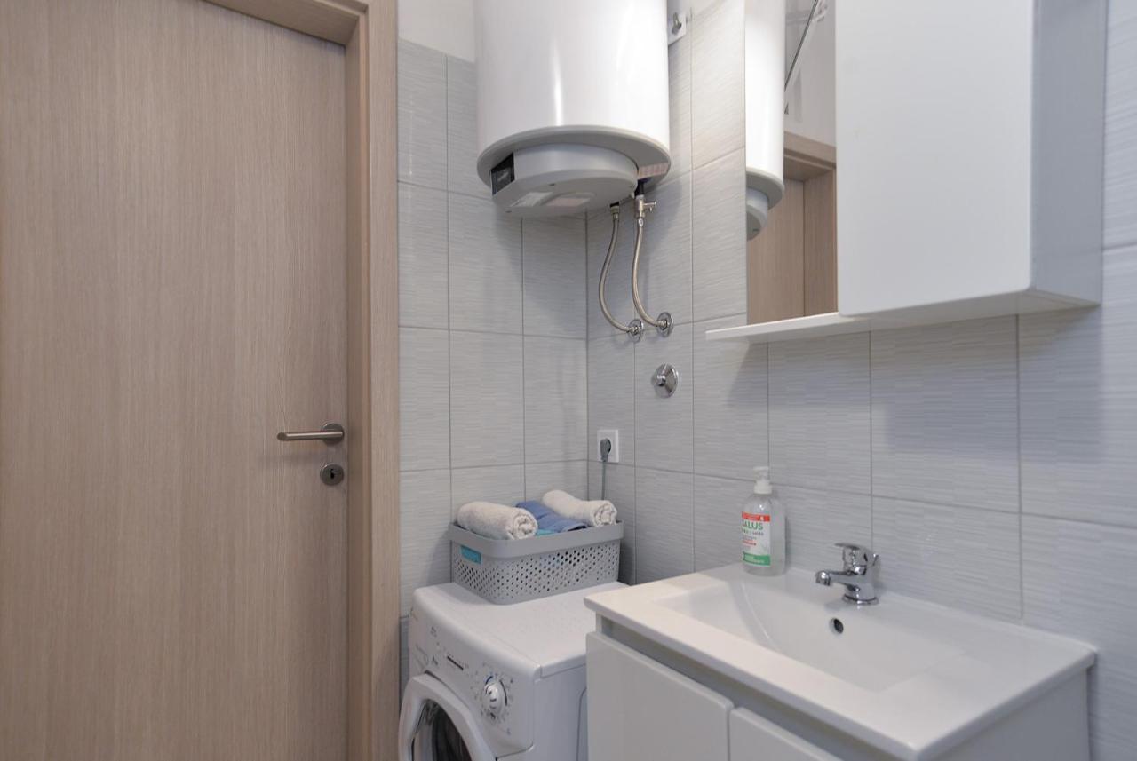 Apartments Jadranka 1279 波梅尔 外观 照片